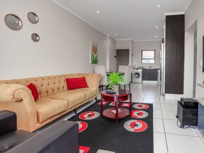 3 Bedroom Apartment For Sale in Fourways