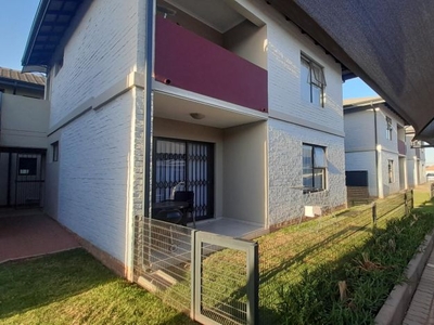 2 Bedroom townhouse - sectional to rent in Brentwood Park, Benoni