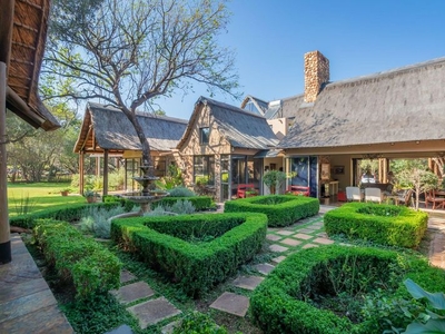 Mansion in Magnificent Bushveld setting