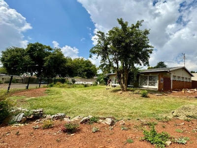 2 Bedroom house to rent in Montgomery Park, Johannesburg