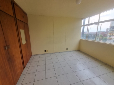 2 Bedroom Apartment in Tamboti Flats, Sunnyside