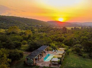 8 Bedroom Lodge For Sale in Dinokeng Game Reserve