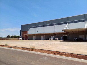 New Development: Large Warehouse/Office Space Available for Lease in Louwlardia Business Park