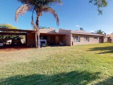 standard bank easysell 4 bedroom house for sale in upington