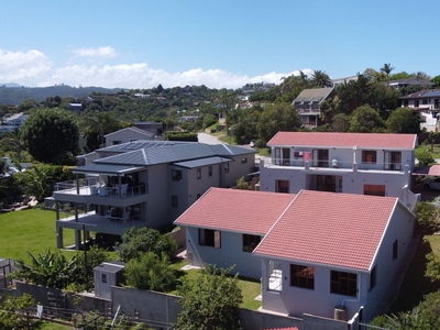 7 Bedroom House For Sale in Knysna Heights