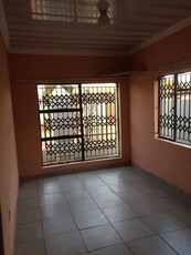 Bachelor room to rent in sosha block tt with separate kichen and sitting room