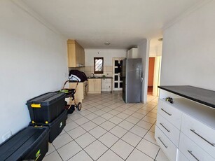 Lovely 2-Bedroom Apartment in Buh-Rein Estate