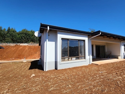 2 Bedroom Simplex For Sale in Howick North