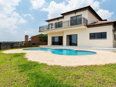 House For Sale In Roodekrans, Roodepoort