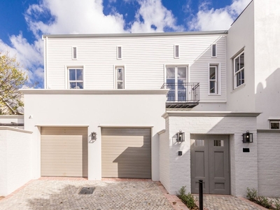 2 Bedroom Townhouse To Let in Newlands