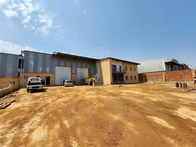 810 m² Industrial space in North Riding