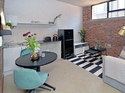 Apartment For Rent In Marshalltown, Johannesburg