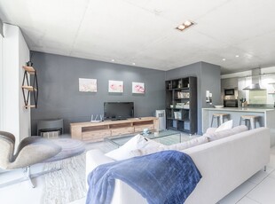 Apartment / Flat For Sale in Gardens, Cape Town