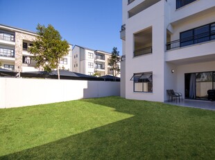 Apartment / Flat For Sale in Paardevlei, Somerset West