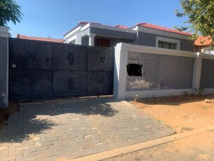 House For Sale in Cosmo City, Roodepoort