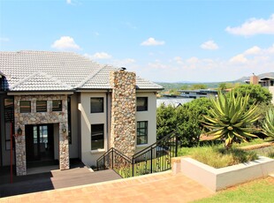 House For Sale in Featherbrooke Estate, Krugersdorp