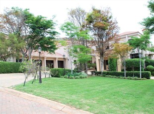 House For Sale in Featherbrooke Estate, Krugersdorp