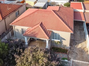 House For Sale in Krugersdorp North, Krugersdorp