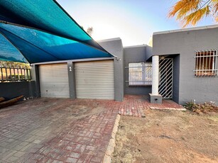 House For Sale in Randpoort, Randfontein