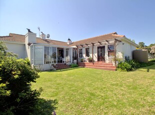 House For Sale in Steynsrust, Somerset West