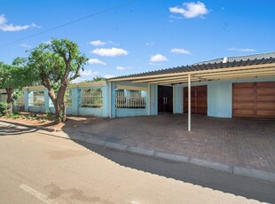 House For Sale in Toekomsrus, Randfontein