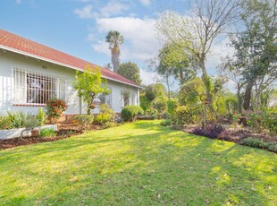 House For Sale in Wilro Park, Roodepoort