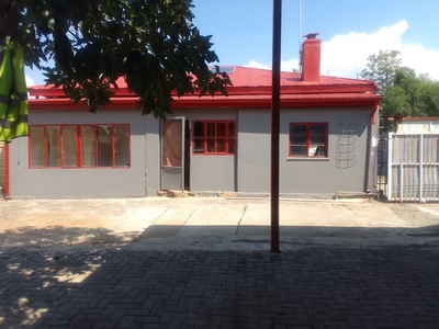 164m² Business For Sale in Bo-dorp
