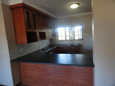 2 Bedroom apartment in Dullstroom For Sale