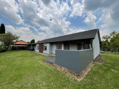 5 Bedroom House for sale in Secunda