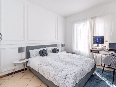 2 bedroom apartment for sale in Honeydew (Roodepoort)