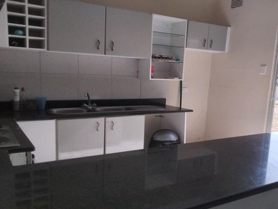 1 Bedroom cottage to rent in Bluff, Durban