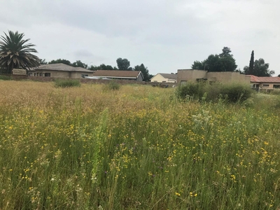 1,114m² Vacant Land For Sale in Meyerton South