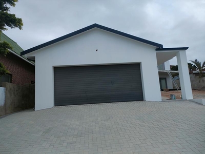 BRAND NEW FAMILY HOME WITH SEA VIEWS FOR SALE IN JEFFREYSBAY.