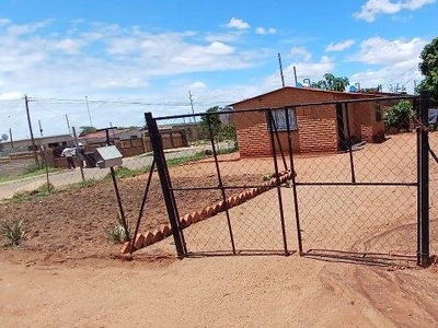 House for Sale in Ga-rankuwa Unit 20