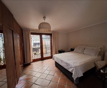 Room to rent to single person - Cape Town