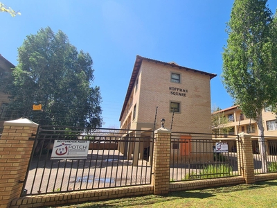 1 Bedroom Apartment / flat to rent in Potchefstroom Central - Hoffman Square, 93 Maree Street