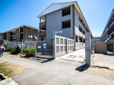 2 Bedroom Apartment For Sale in Southernwood