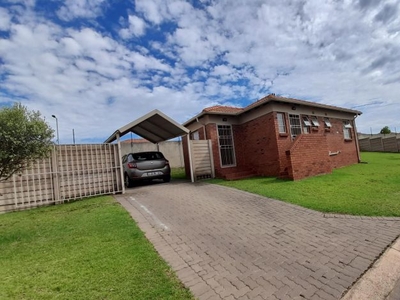 3 Bedroom house for sale in Thatch Hill Estate, Centurion