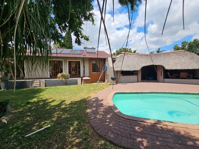 3 Bedroom House for sale in Vaalpark