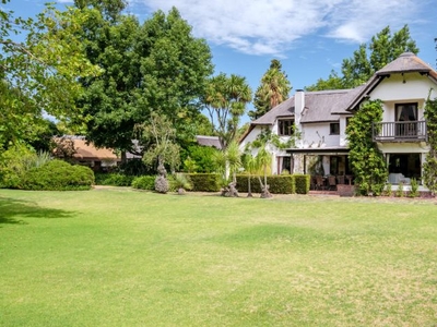 5 Bedroom house for sale in Constantia, Cape Town