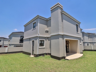 House For Sale in FOURWAYS