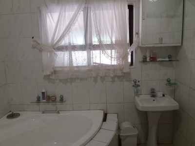 House For Sale in Roodepoort