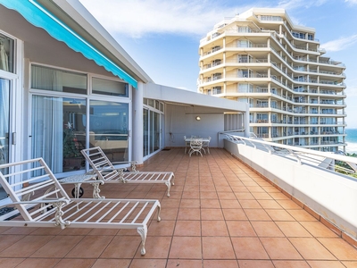 2 Bedroom Apartment For Sale in Umhlanga Central
