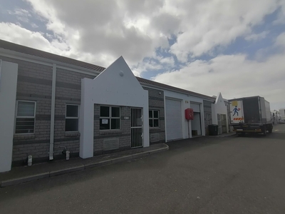 200m² Warehouse To Let in Montague Gardens