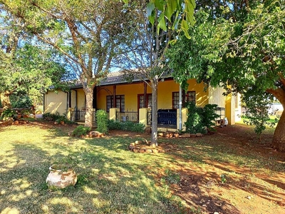 3 Bedroom House to Rent in Mooiplaats AH