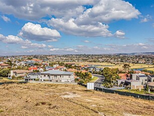 705 m² Land available in Eagle Canyon Golf Estate