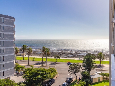 1 Bedroom Apartment For Sale in Sea Point