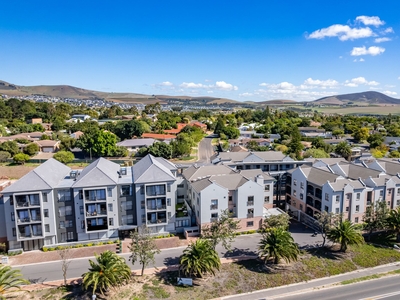1 bedroom retirement apartment for sale in Durbanville Central