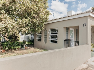 3 Bedroom House For Sale in Brackenfell Central