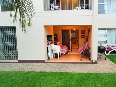 2 Bedroom apartment for sale in Hartenbos Central